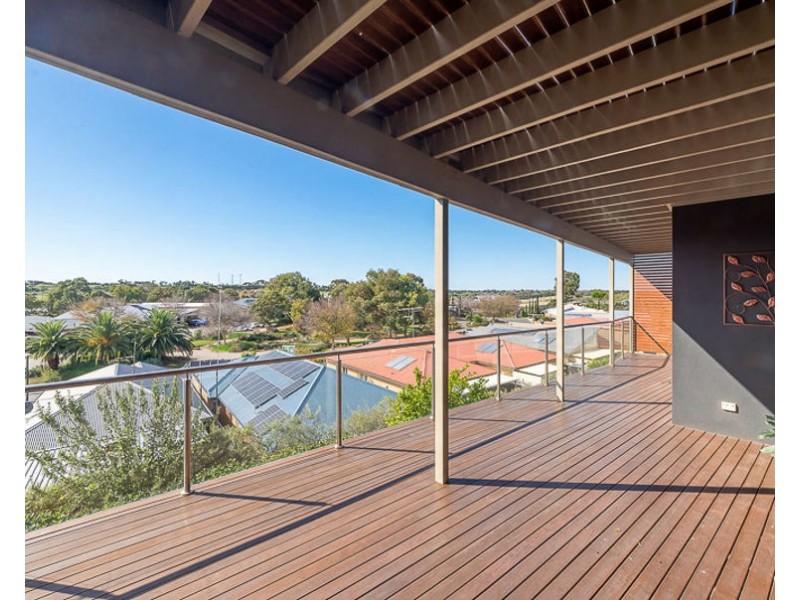 16 Narooma Way, Murray Bridge SA 5253