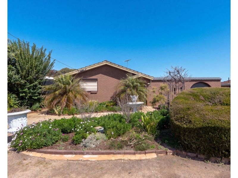 14 Garden Crescent, Murray Bridge SA 5253