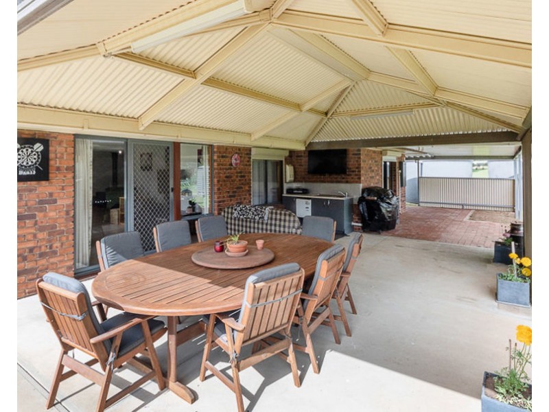 61 Carter Road, Murray Bridge SA 5253