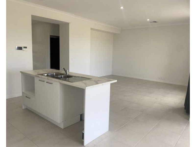 1721 Jervois Road, Woods Point SA 5253