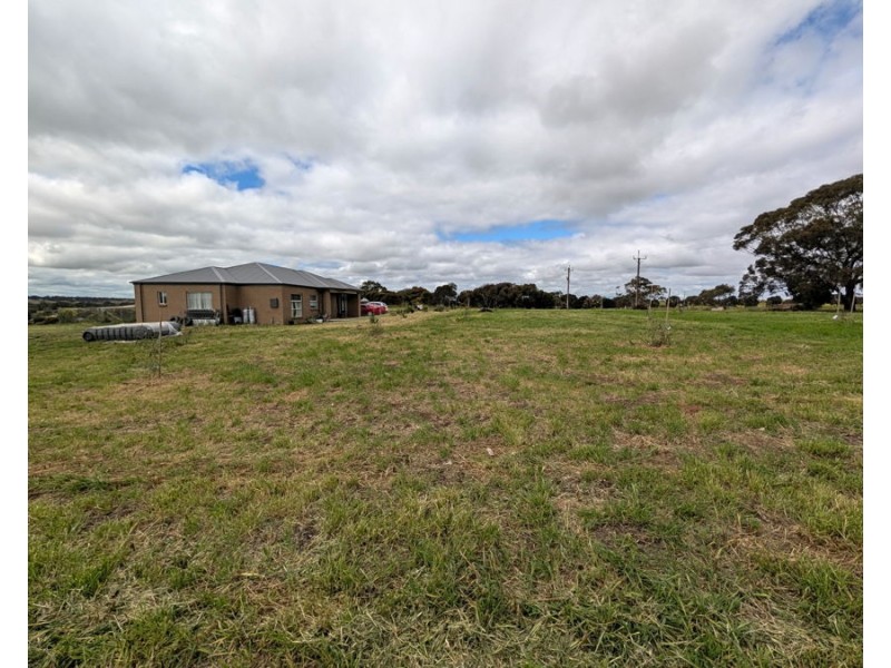 1721 Jervois Road, Woods Point SA 5253