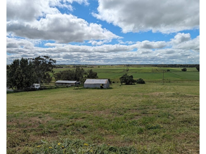 1721 Jervois Road, Woods Point SA 5253