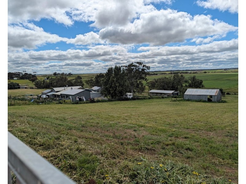 1721 Jervois Road, Woods Point SA 5253