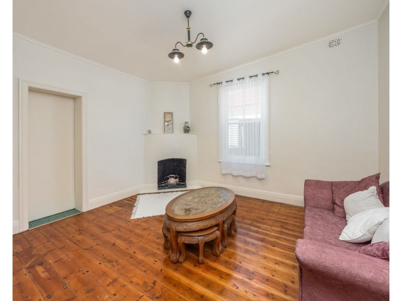 27 McHenry Street, Murray Bridge SA 5253