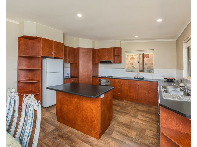 27 McHenry Street, Murray Bridge SA 5253