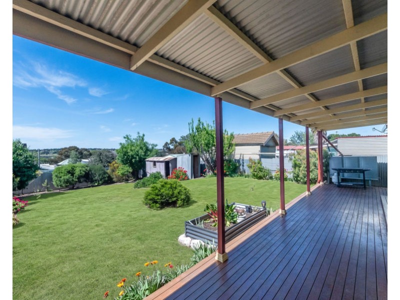 27 McHenry Street, Murray Bridge SA 5253