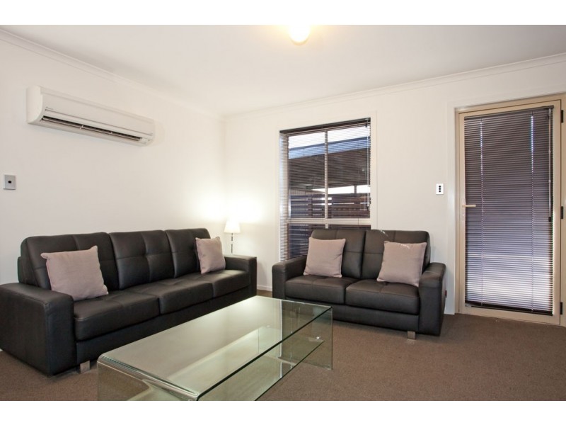 2/9 Eddington Crescent, Invermay TAS 7248