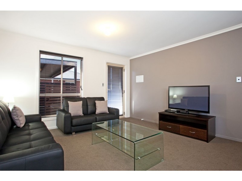 2/9 Eddington Crescent, Invermay TAS 7248