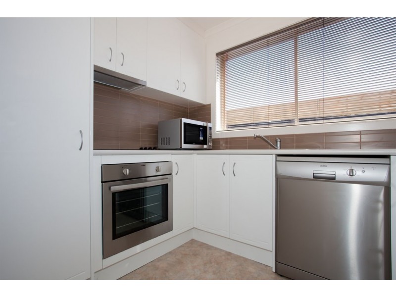 2/9 Eddington Crescent, Invermay TAS 7248