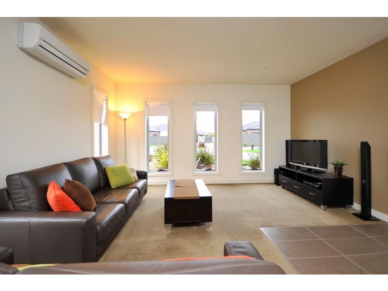 5/7 St James Close, Newstead TAS 7250