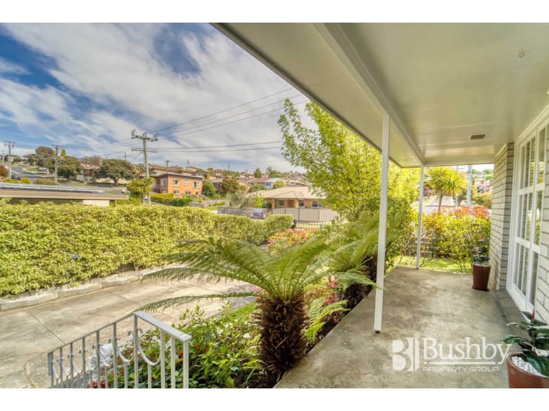 15 Chifley Street, Kings Meadows TAS 7249