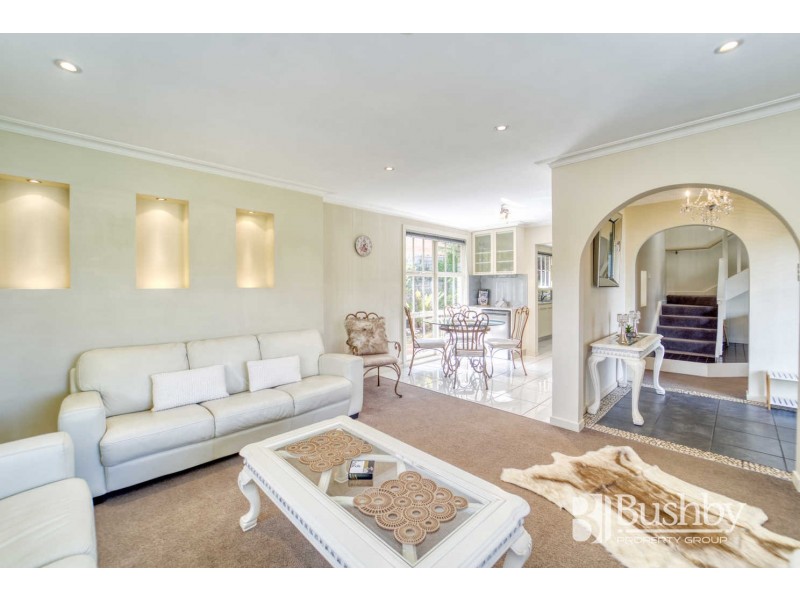 15 Chifley Street, Kings Meadows TAS 7249