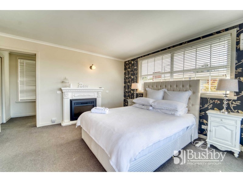 15 Chifley Street, Kings Meadows TAS 7249