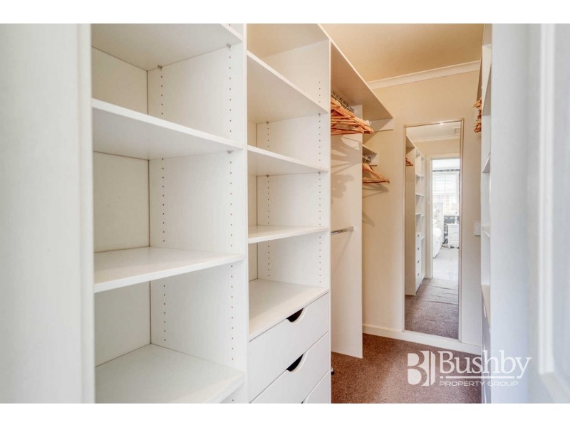 15 Chifley Street, Kings Meadows TAS 7249