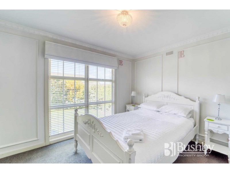 15 Chifley Street, Kings Meadows TAS 7249