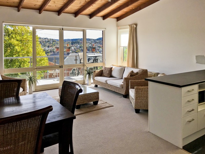 2/215 George Street, Launceston TAS 7250