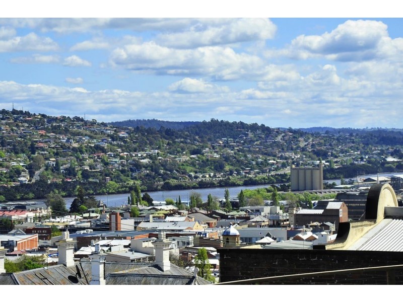 2/215 George Street, Launceston TAS 7250