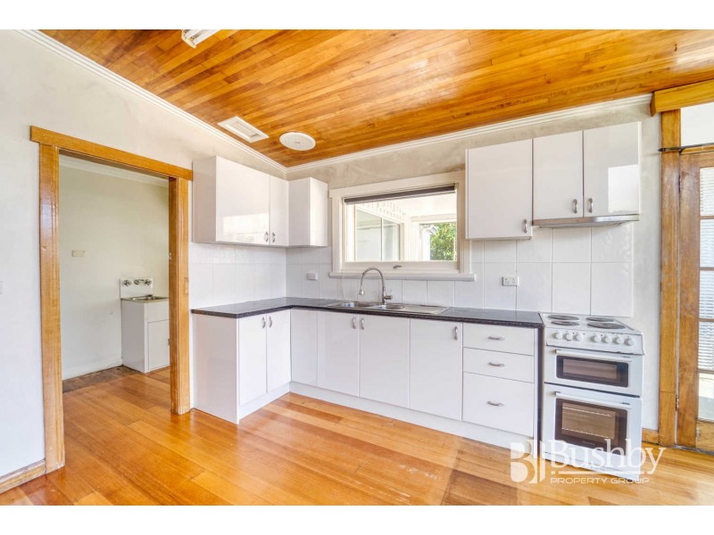 18 Vaux Street, West Launceston TAS 7250