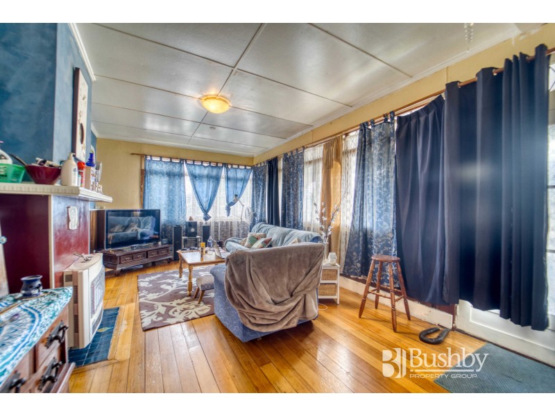11 Verdun Street, Mowbray TAS 7248