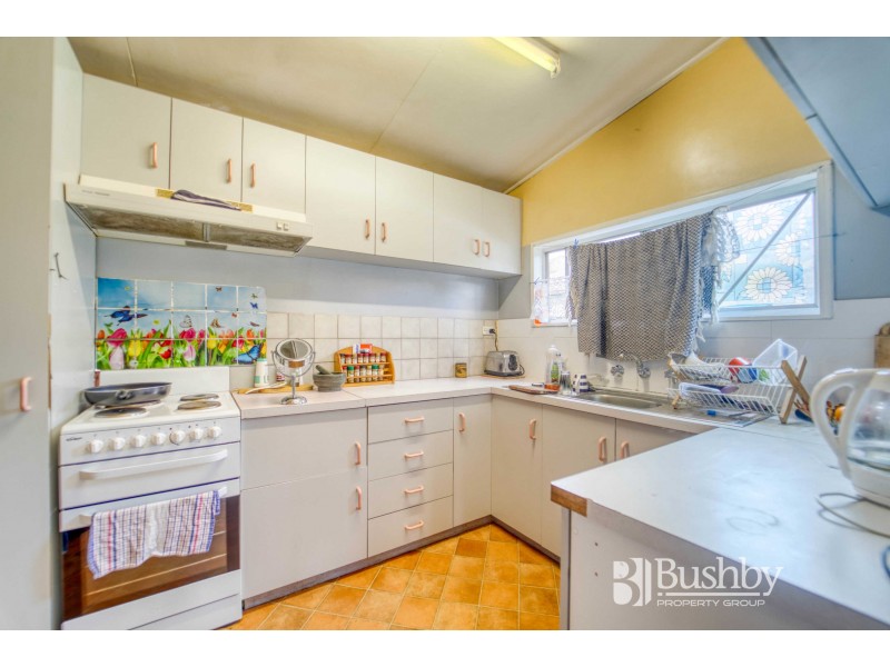 11 Verdun Street, Mowbray TAS 7248