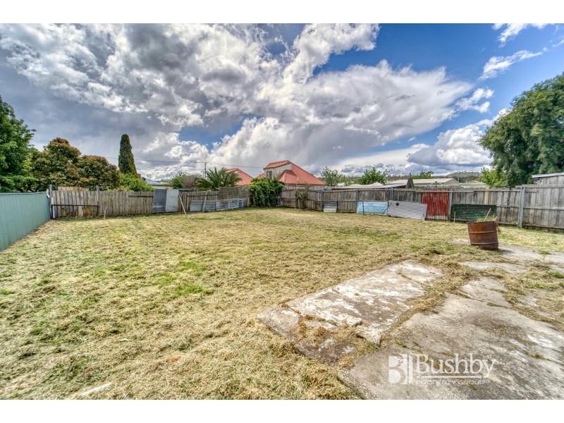 11 Verdun Street, Mowbray TAS 7248