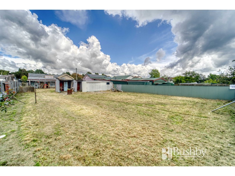 11 Verdun Street, Mowbray TAS 7248