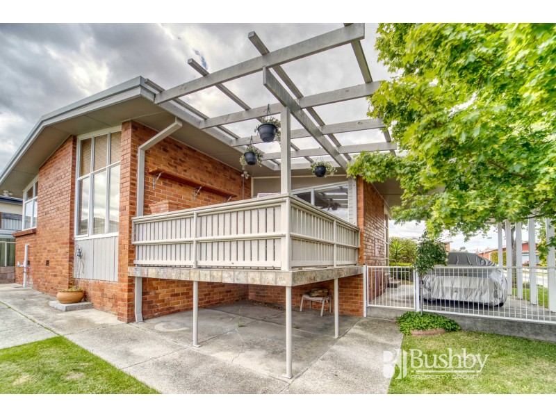 56 Cornwall Crescent, Newnham TAS 7248