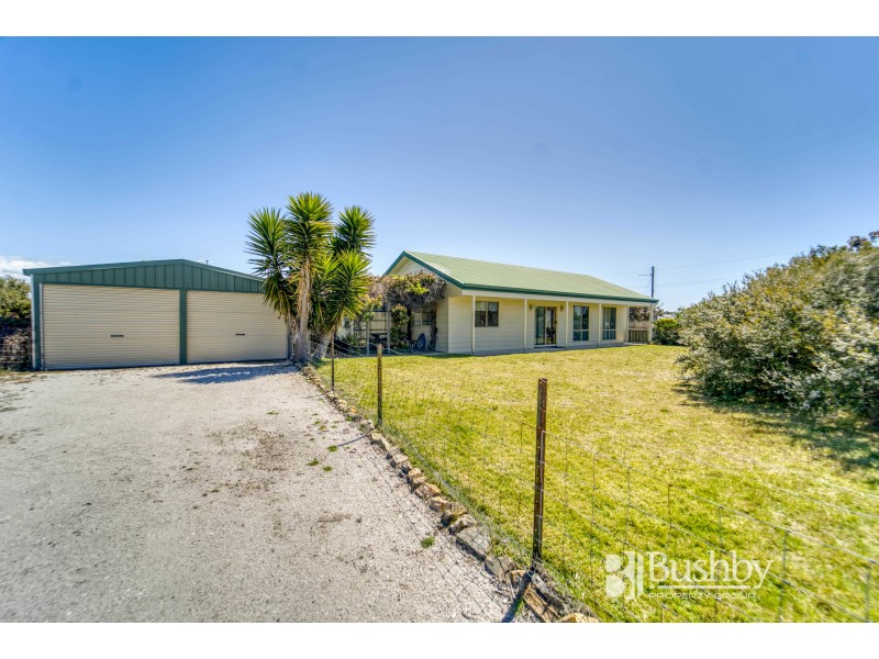 24 Main Road, Musselroe Bay TAS 7264