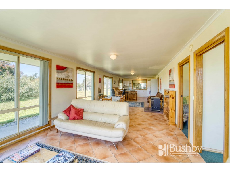24 Main Road, Musselroe Bay TAS 7264
