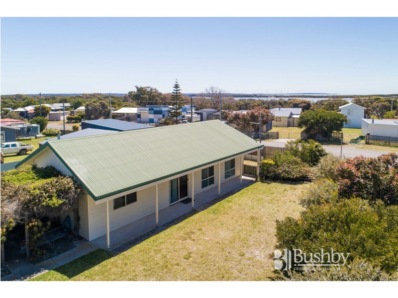 24 Main Road, Musselroe Bay TAS 7264