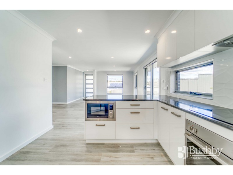 1/4 Whymper Court, Prospect Vale TAS 7250