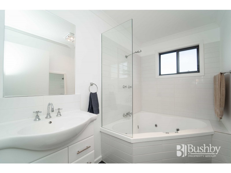 216 Vermont Road, Mowbray TAS 7248