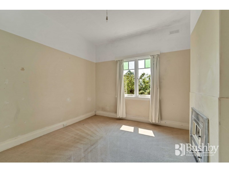 21 Birdwood Street, Mowbray TAS 7248
