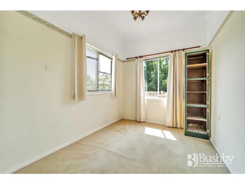 21 Birdwood Street, Mowbray TAS 7248