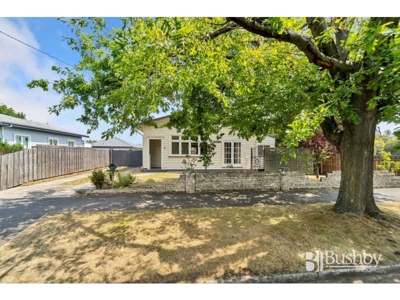 21 Birdwood Street, Mowbray TAS 7248
