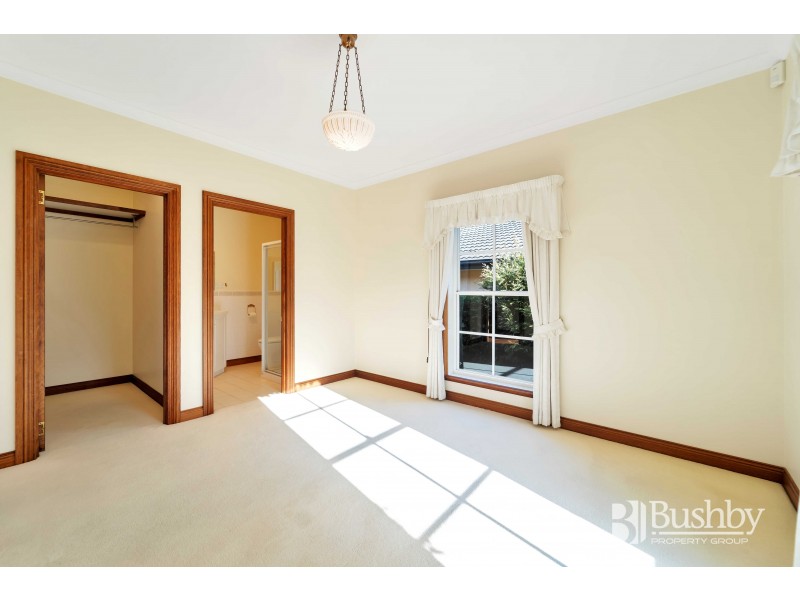 5 Grantham Close, Prospect Vale TAS 7250