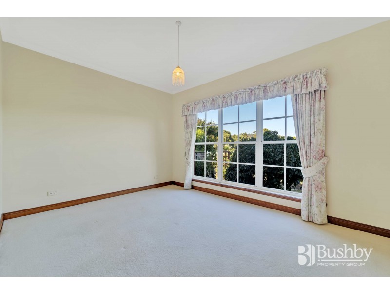 5 Grantham Close, Prospect Vale TAS 7250