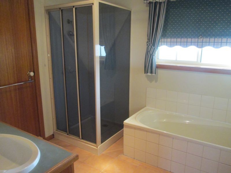 2 Cootamundra Drive, Perth TAS 7300