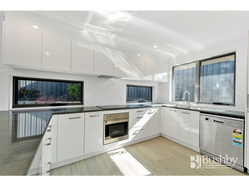 2/4 Whymper Court, Prospect Vale TAS 7250