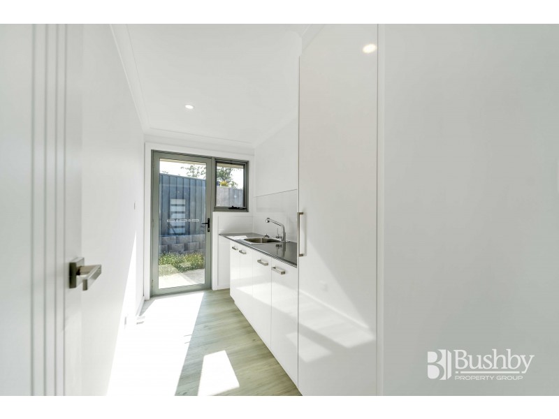 2/4 Whymper Court, Prospect Vale TAS 7250