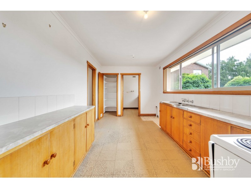 18 Charlton Street, Norwood TAS 7250