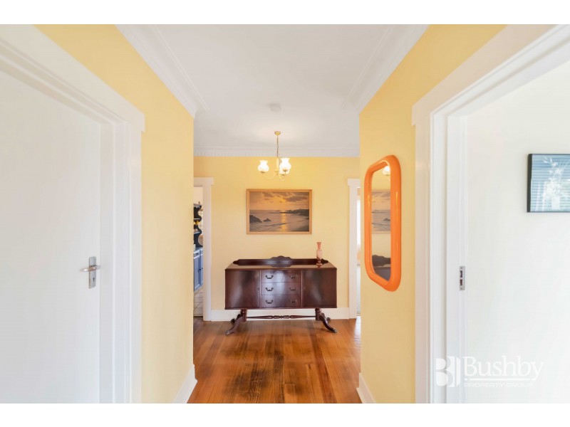 6 Bond Street, Kings Meadows TAS 7249