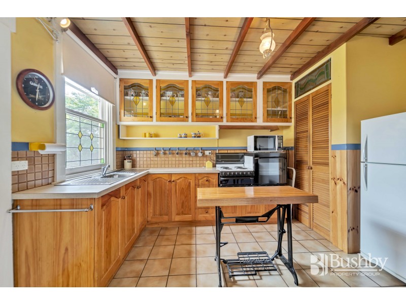 6 Bond Street, Kings Meadows TAS 7249