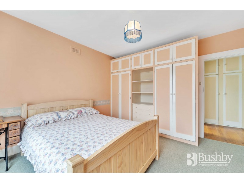 6 Bond Street, Kings Meadows TAS 7249