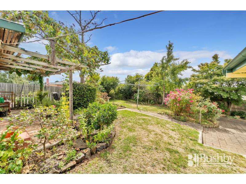 6 Bond Street, Kings Meadows TAS 7249