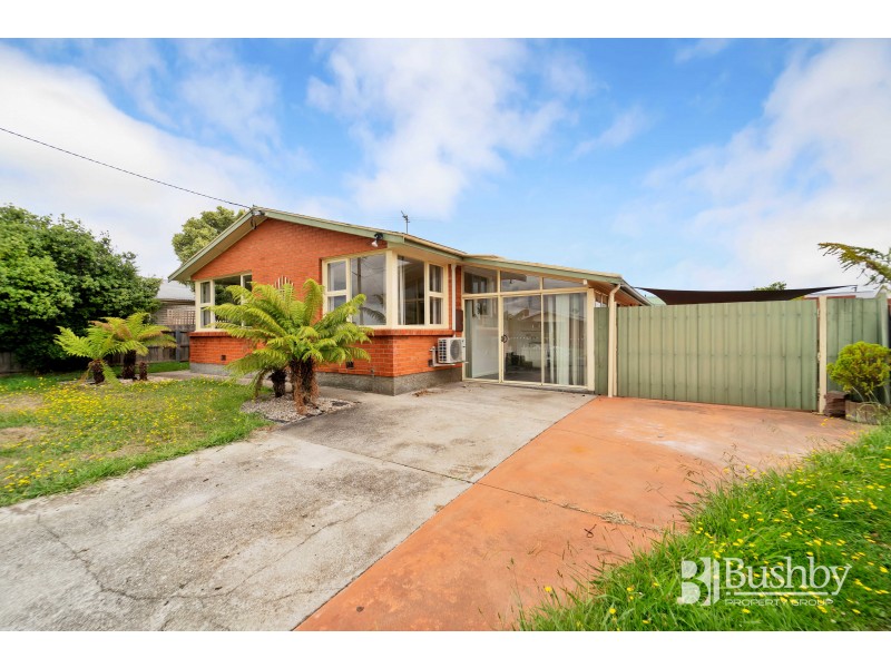 69 Paringa Avenue, Newnham TAS 7248
