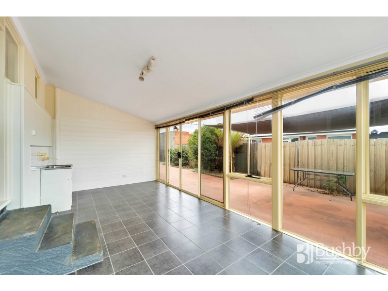 69 Paringa Avenue, Newnham TAS 7248