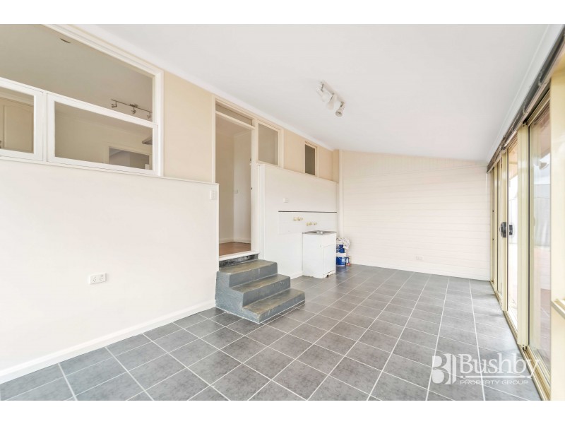 69 Paringa Avenue, Newnham TAS 7248