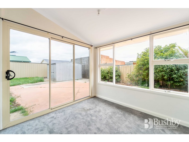 69 Paringa Avenue, Newnham TAS 7248