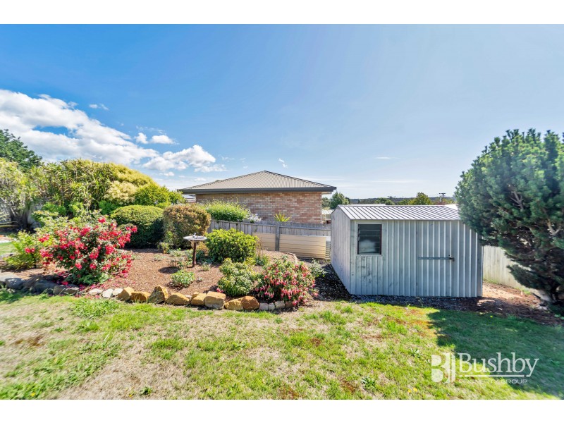 8 Ernest Street, Beauty Point TAS 7270